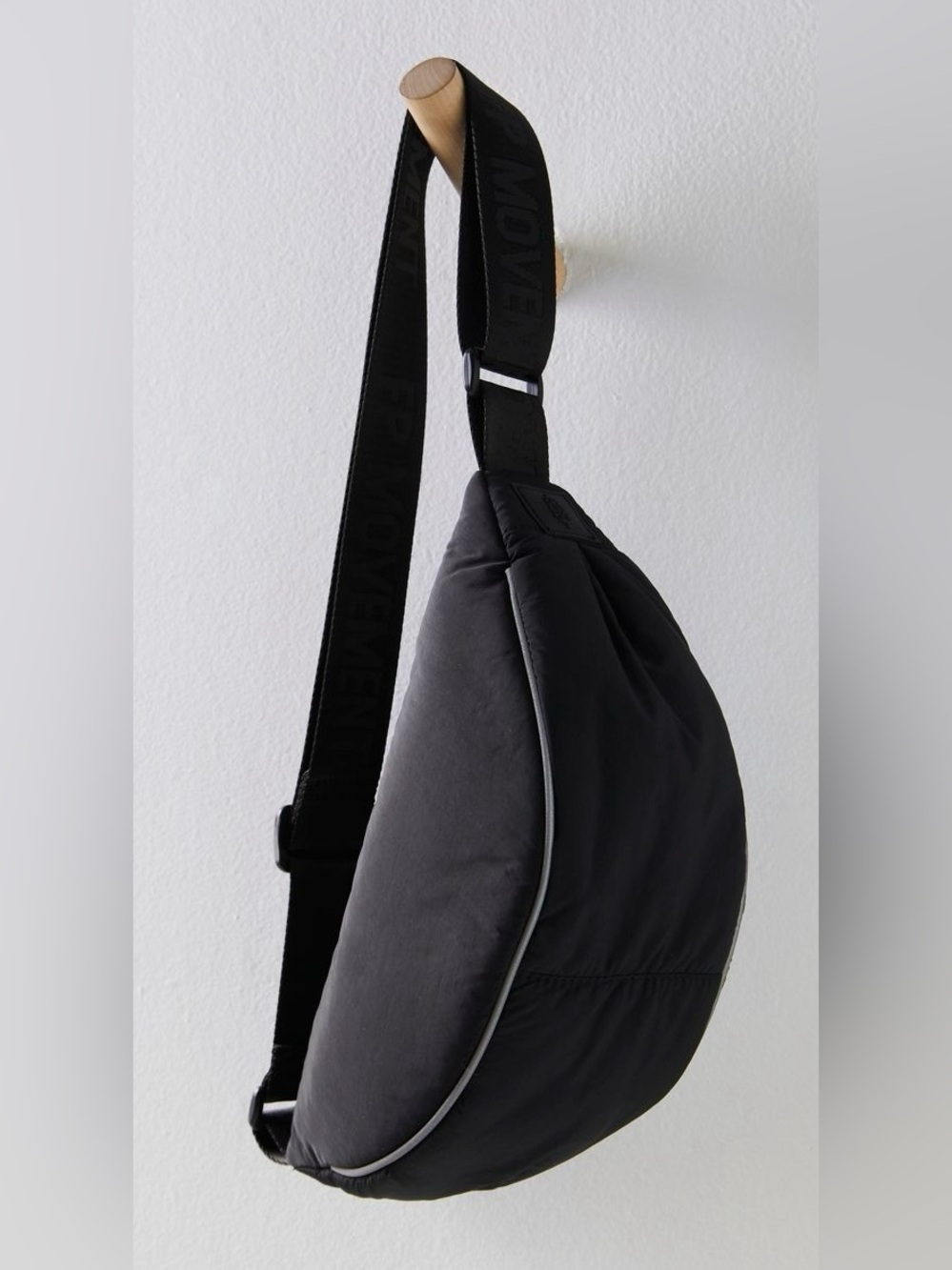 FP Movement by Free People ~ Bulls Eye Sling Bag ~ Black ~ *NWT* - Picture 6 of 15